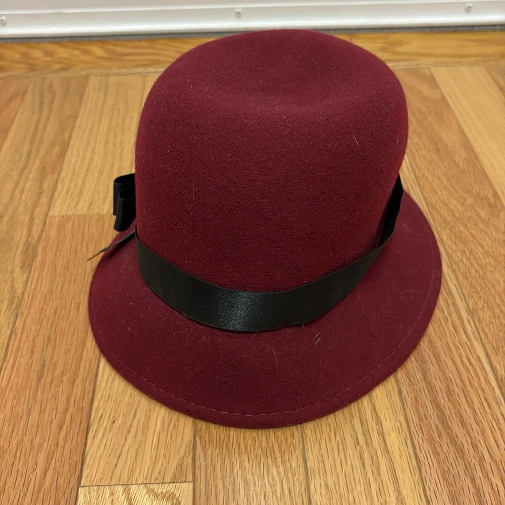 Vintage Burgundy with Black Ribbon Warm Wool Felt Casual Bucket Hat‎